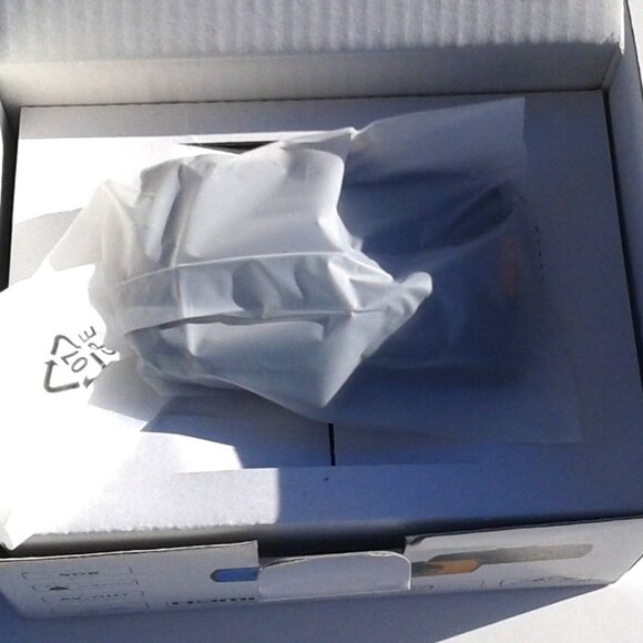 Portable Digital Car Camera - Picture 2 of 5